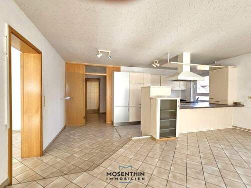 Wohnzimmer und Küche - 