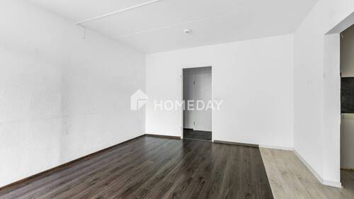 Wohnzimmer 2 - 2 Zimmer Etagenwohnung in Kassel