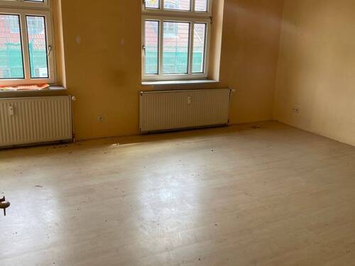 II OG - Zimmer (Whg. 4 - vorne) - 