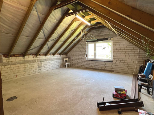 Dachboden Garage (Ausbaureserve) - 