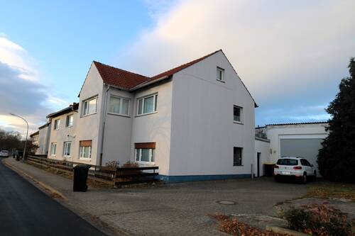 IMG_2924.JPG - Gute Lage ~ guter Preis. Vier – Familien – Haus in Kissenbrück