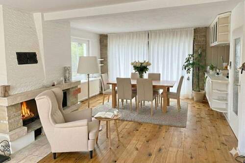 Wohnen/ Essen (eingerichtet) - 