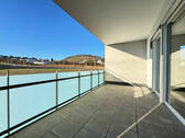 Großer Balkon - IST Zustand - Etagenwohnung mit 107,60 m&sup2; in Beilstein / Schmidhausen zur Miete