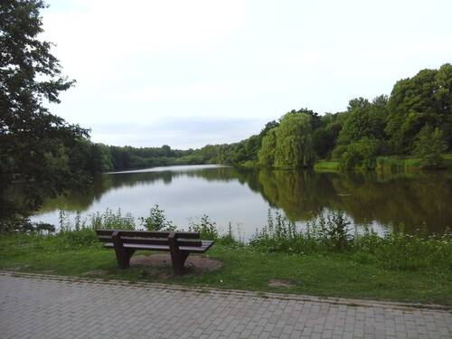 Der Mühlenteich - Teilmodernisierte 4-Zi-Whg. mit Blick auf den Mühlenteich