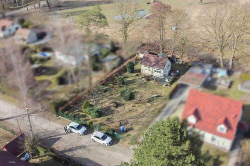 Luftbild Grundstück von vorne - Grundstück mit Bestandsgebäude und Brunnen in idyllischer Feldrandlage von PetershagenEggersdorf