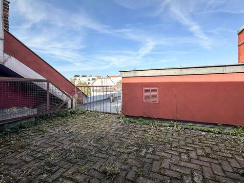 Dach zum Ausbauen - Grundstück zum Kaufen in Berlin