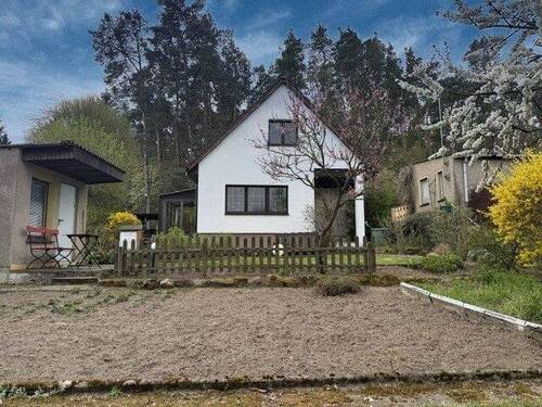 Rückansicht - 3 Zimmer Einfamilienhaus in Blumenholz