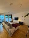 Wohnzimmer - 3-Zimmer-Wohnung mit Balkon! - 860,00&nbsp;EUR Kaltmiete, ca.&nbsp; 82,00&nbsp;m&sup2;&nbsp;Wohnfl&auml;che