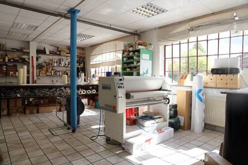 Werkhalle innen - 