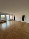 Wohnzimmer Bild 1 - 3 Zimmer Etagenwohnung zum Kaufen in St. Leon - Rot