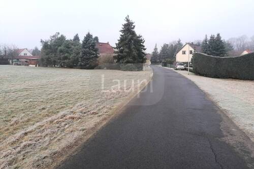 Grundstücksansicht 07 - Straßenseite - Winter - 