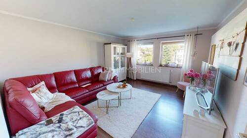 Wohnzimmer - 3 Zimmer Etagenwohnung zum Kaufen in Rostock