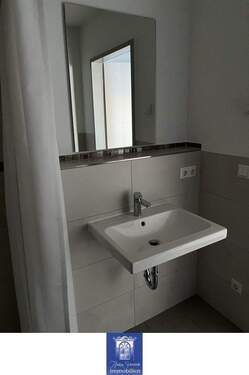 Bad - Etagenwohnung mit 46,80 m&sup2; in Arnsdorf zur Miete