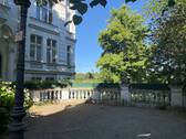 Blickrichtung zum Badesee Halensee - 2 Zimmer Terrassenwohnung zum Kaufen in Berlin