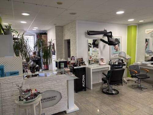 Schneiden FÖHNEN? - Einfamilienhaus in Nürnberg zum Kaufen