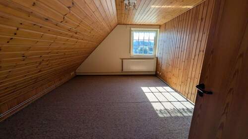 Schlafzimmer 2 OG - 