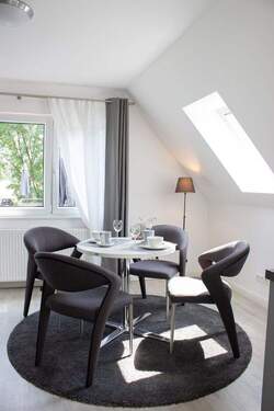 Whg OG Haus rechts Essbereich - 