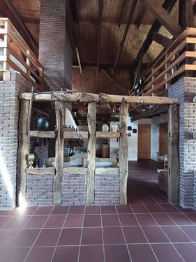 Wohnzimmer - Bauernhaus, Landhaus mit 284,00 m&sup2; in Bockhorn-Grabstede zum Kaufen