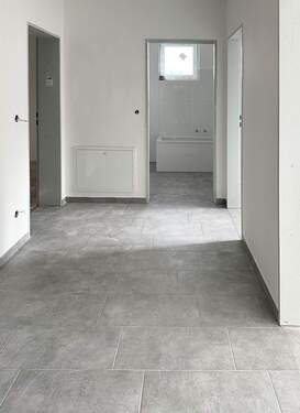 Flur - Mehrfamilienhaus, Wohnhaus in Erkelenz zum Kaufen