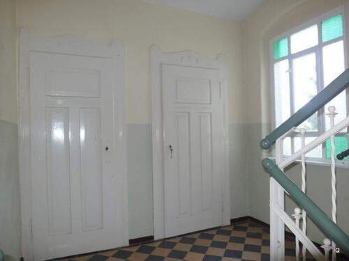 Treppenhaus mit Abstellraum - 