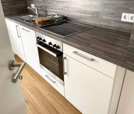 Küche mit EBK - Etagenwohnung mit 67,00 m&sup2; in Wedel zur Miete