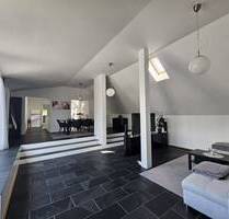 Moderne DG Wohnung 177 m² - mit großer Dachterrasse - Bitburg