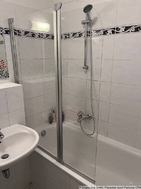 Bad - Etagenwohnung mit 43,00 m&sup2; in Berlin zum Kaufen