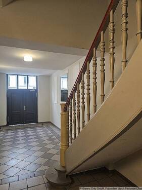 Treppenhaus im Entree - 