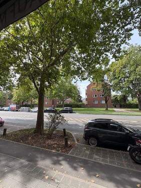 Parkplätze direkt davor - 