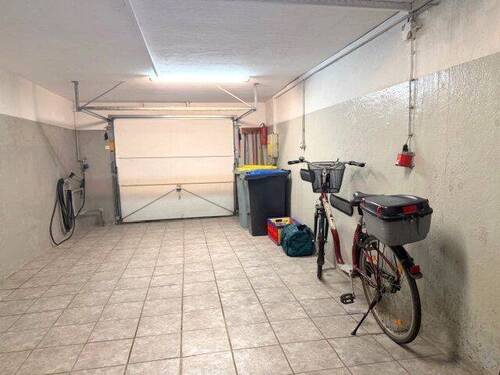 Garage - 