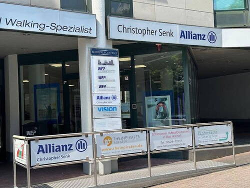 Eingangsbereich - Offene BüroräumePraxis zentral in Bad Honnef - beste Parkmöglichkeiten