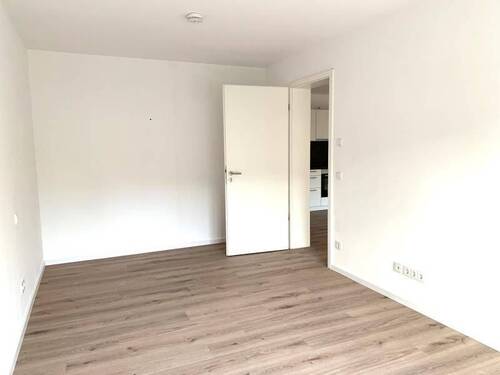 Zimmer 3 - 