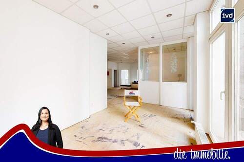 Titel - *** Praxis - Stadtfeld Ost - Aufzug ***