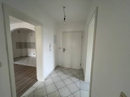 Flur - 2 Zimmer Etagenwohnung zum Kaufen in Forchheim