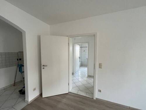 Flur - 2 Zimmer Etagenwohnung in Forchheim