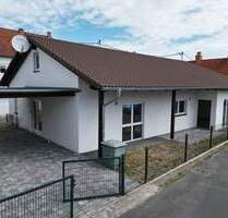 Barrierefreier Bungalow mit Wärmepumpe, Carport & Anbau - komfortables Wohnen in Oggersheim - Ludwigshafen