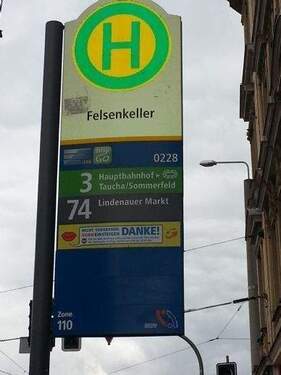 Haltestelle Bus und Strassenbahn - 