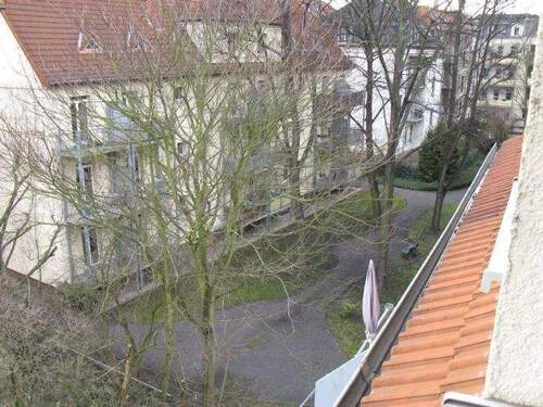 Blick in die Gartenanlage vom Dachgeschoss - Etagenwohnung in Leipzig zur Miete