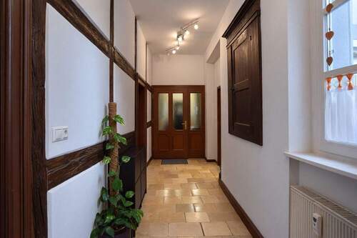 Flur - 5 Zimmer Etagenwohnung in Ansbach