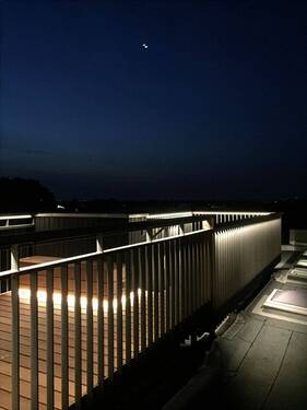 Dachterrasse bei Nacht - 