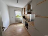 Küche - Wohnung rechts - 2 Zimmer Etagenwohnung in Heusenstamm