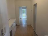 Diele - Wohnung rechts - Etagenwohnung mit 59,00 m&sup2; in Heusenstamm zum Kaufen