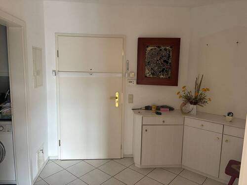 Flur - 3 Zimmer Etagenwohnung zum Kaufen in Königsfeld im Schwarzwald