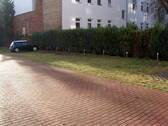 PKW-Stellplatz . - 