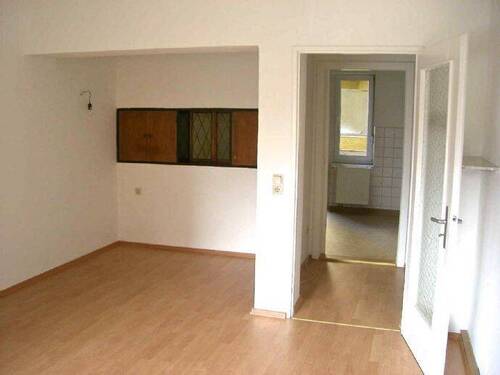Wohnzimmer - 3 Zimmer Etagenwohnung in Nürnberg