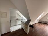 Ansicht IV: Wohn- und Esszimmer mit offenem Küchenbereich - 