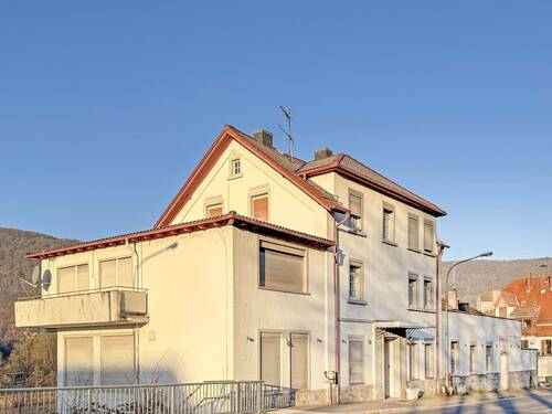 Hausansicht - Neckarsteinach: Wohn-und Geschäftshaus inkl. attraktivem Bauplatz in Top-Lage