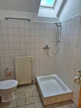 Dusche - Etagenwohnung mit 46,00 m² in Jever zur Miete