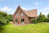 Seitenansicht - Einfamilienhaus in ruhiger Lage im Apfelgebiet Jork - Mit separatem Praxisbereich