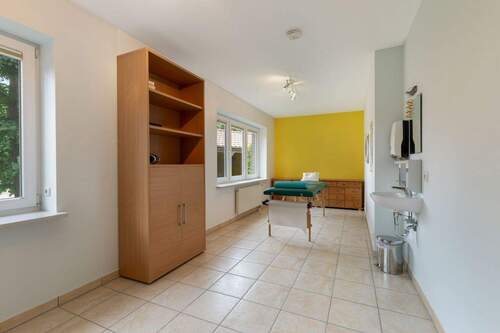 Behandlungsraum Praxis - Einfamilienhaus mit 181,00 m² in Jork zum Kaufen